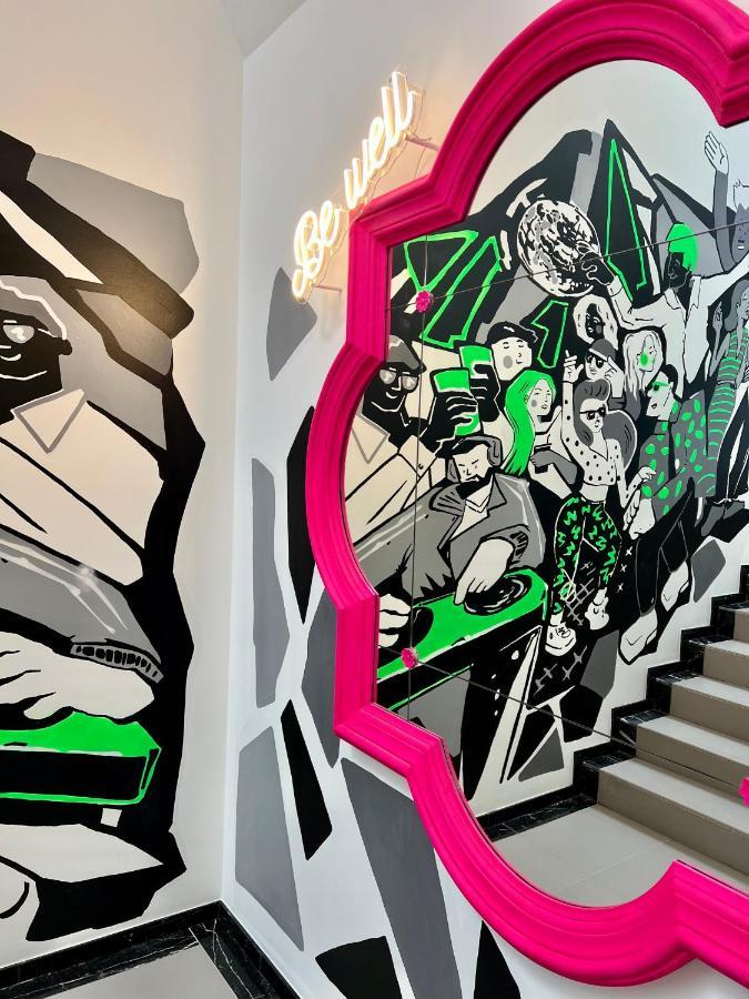 Neon Hotel apartamentowy