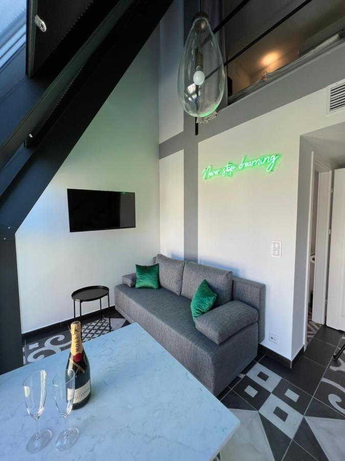 Hotel apartamentowy Neon *