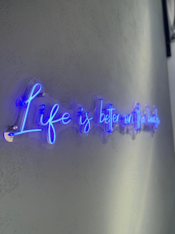 Neon Hotel apartamentowy Sopot