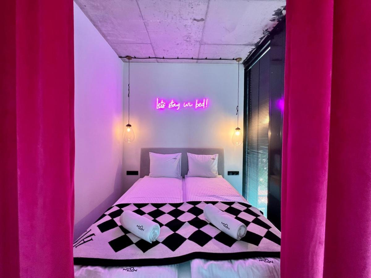 Hotel apartamentowy Neon Sopot
