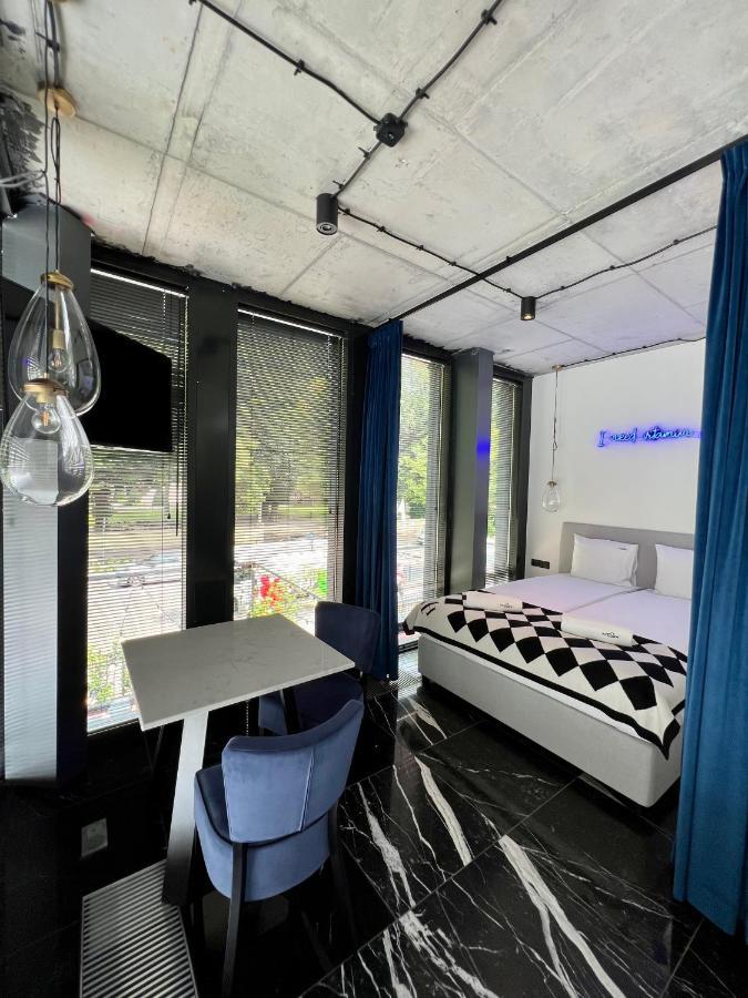 Neon Hotel apartamentowy Sopot
